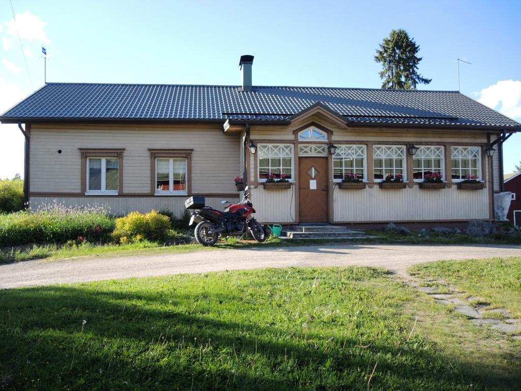 Tuukkalan Tila B&B Ristiina Ngoại thất bức ảnh